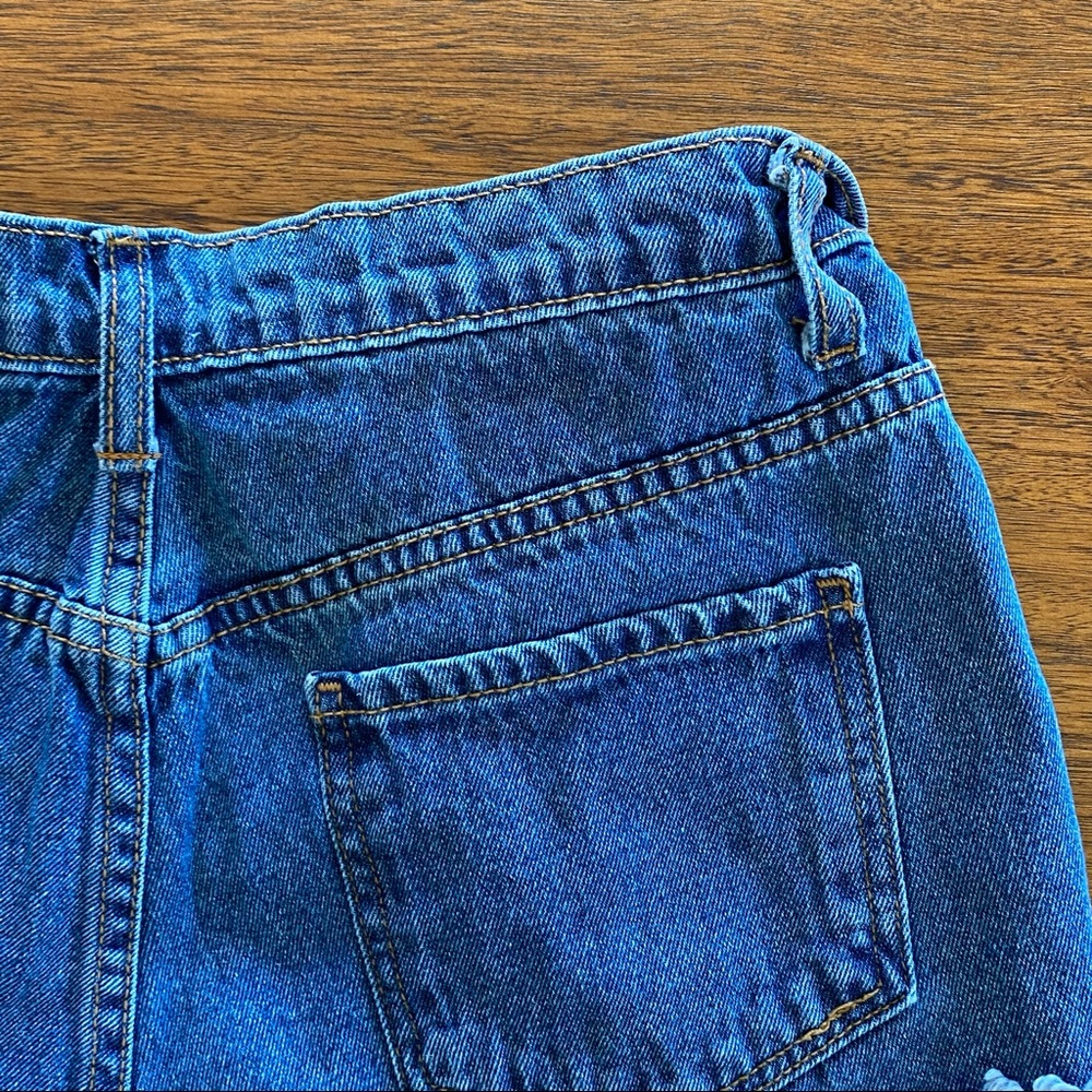 O2 Denim Dark Jean Distressed Short Medium - Picture 10 of 12